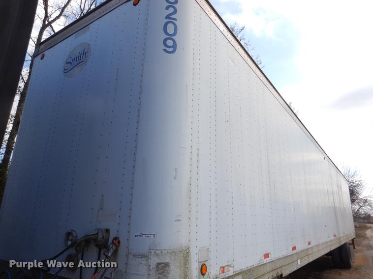 image for item FQ9675 1992 Lufkin dry van trailer