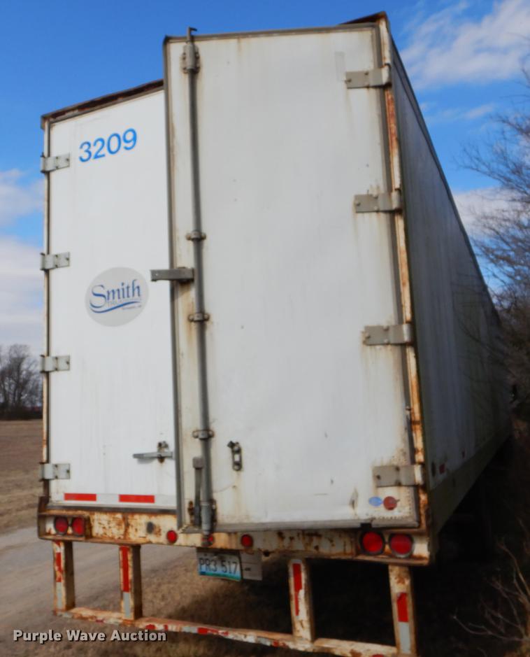 image for item FQ9675 1992 Lufkin dry van trailer