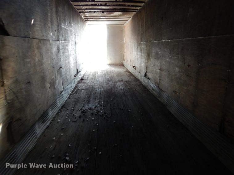 image for item FQ9675 1992 Lufkin dry van trailer