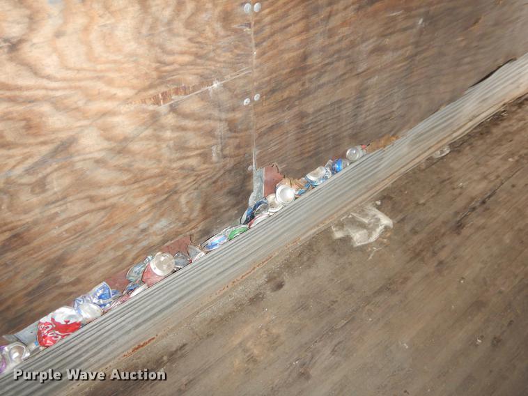 image for item FQ9675 1992 Lufkin dry van trailer