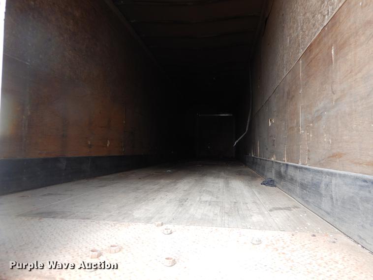 image for item FQ9677 1992 Fruehauf dry van trailer