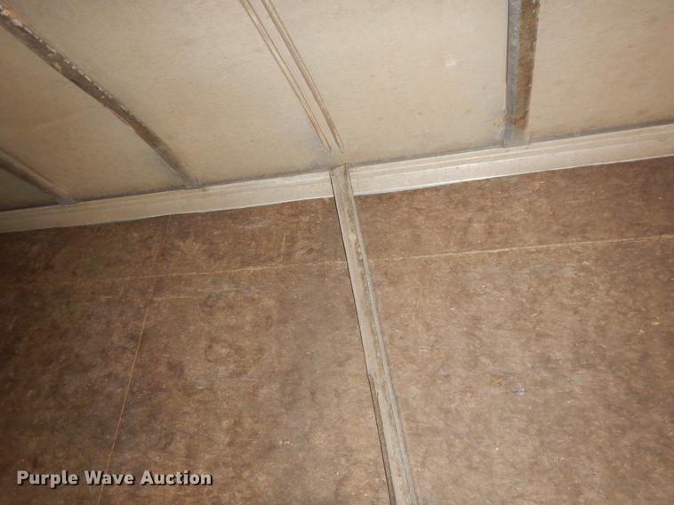 image for item FQ9677 1992 Fruehauf dry van trailer