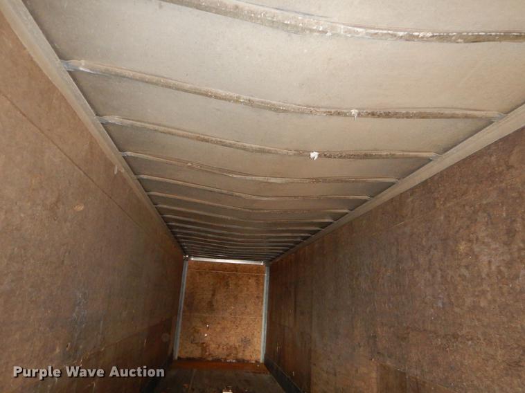 image for item FQ9677 1992 Fruehauf dry van trailer