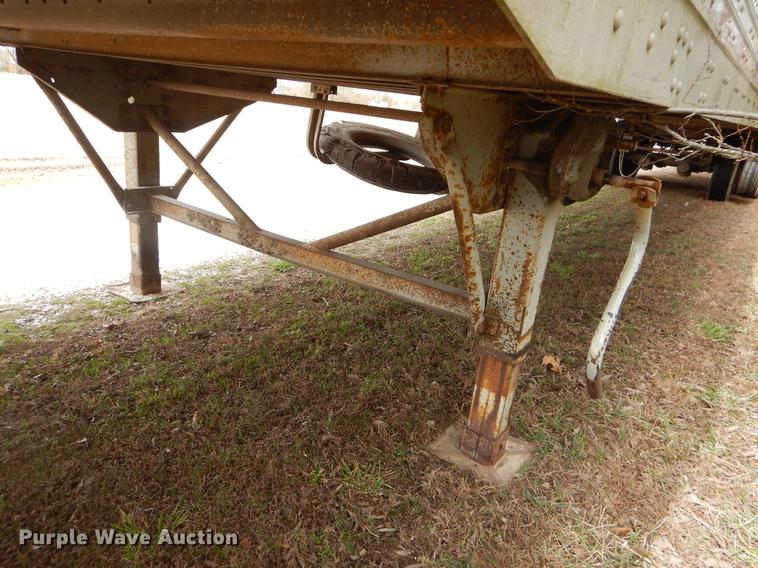 image for item FQ9679 1995 Trailmobile dry van Trailer