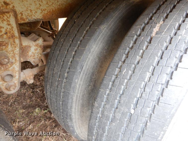 image for item FQ9679 1995 Trailmobile dry van Trailer