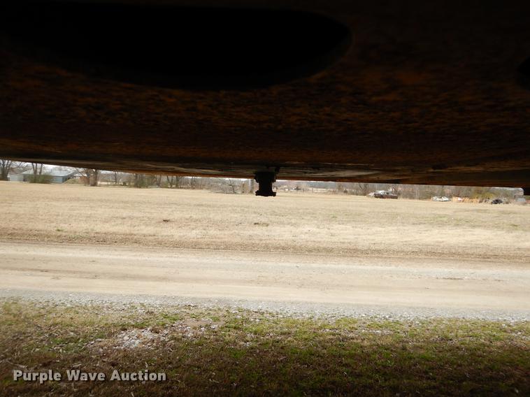 image for item FQ9680 1992 Fruehauf dry van trailer