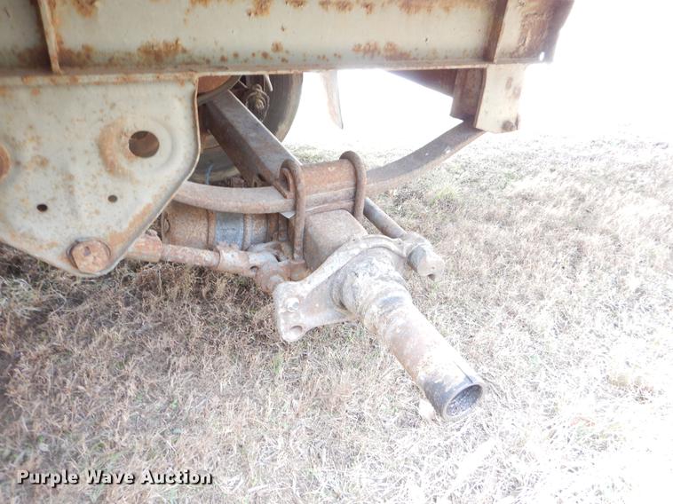 image for item FQ9680 1992 Fruehauf dry van trailer