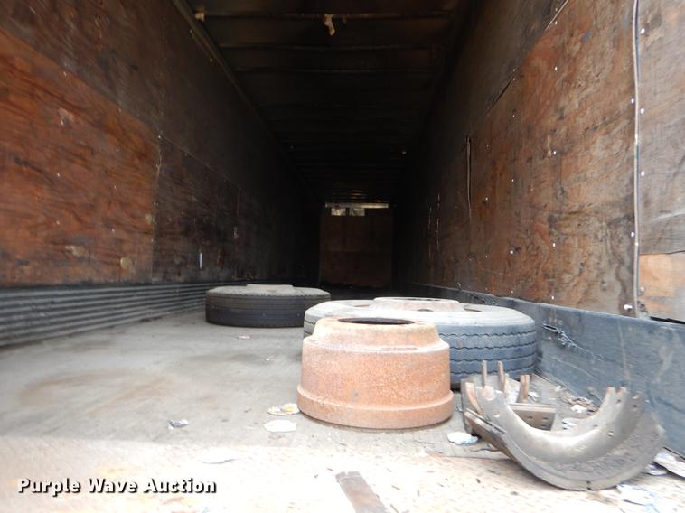 image for item FQ9680 1992 Fruehauf dry van trailer