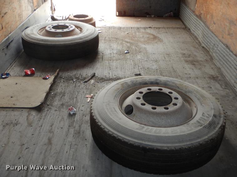 image for item FQ9680 1992 Fruehauf dry van trailer