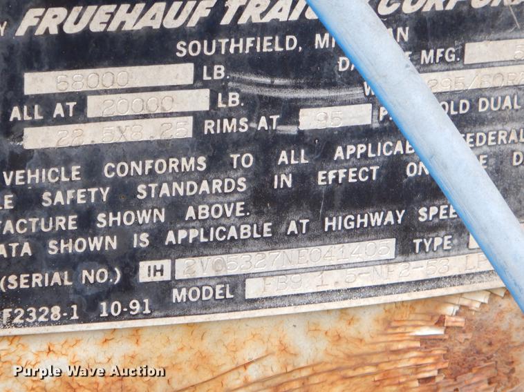image for item FQ9680 1992 Fruehauf dry van trailer