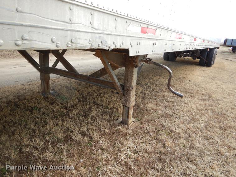 image for item FQ9682 1991 Fruehauf dry van trailer
