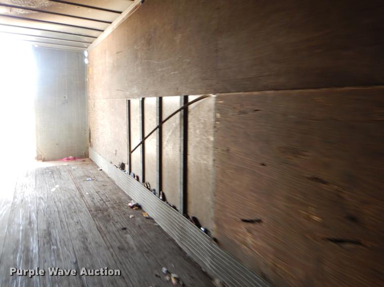 image for item FQ9682 1991 Fruehauf dry van trailer