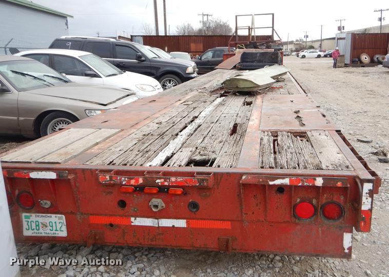 image for item FQ9690 1993 Fontaine MDFT5V3048AWK drop deck trailer