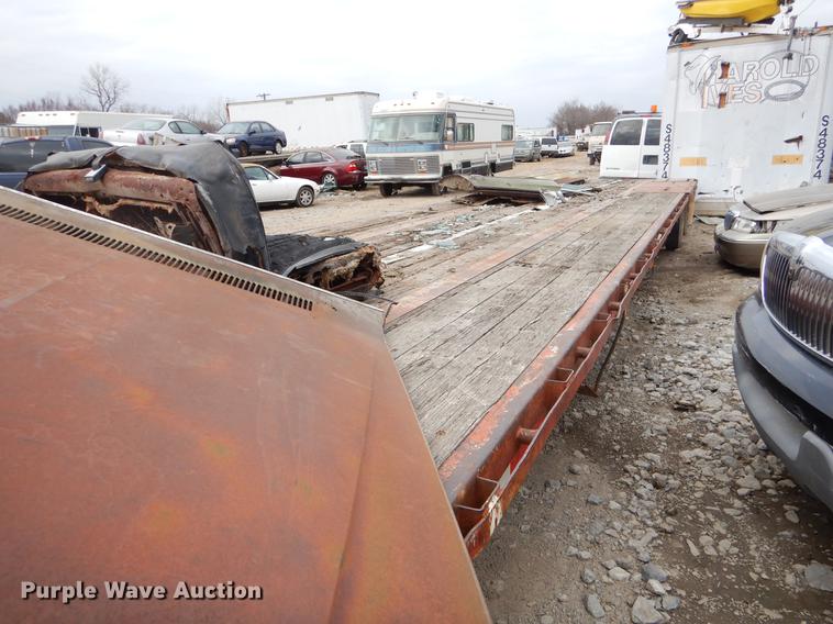 image for item FQ9690 1993 Fontaine MDFT5V3048AWK drop deck trailer