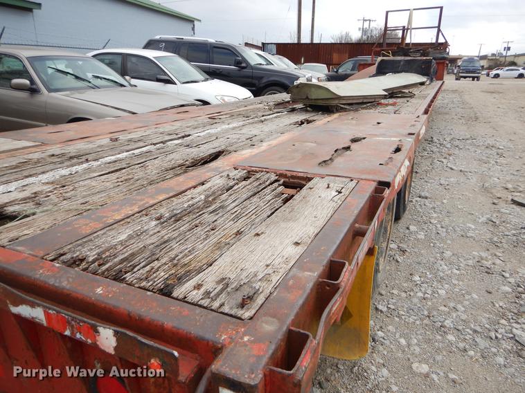 image for item FQ9690 1993 Fontaine MDFT5V3048AWK drop deck trailer