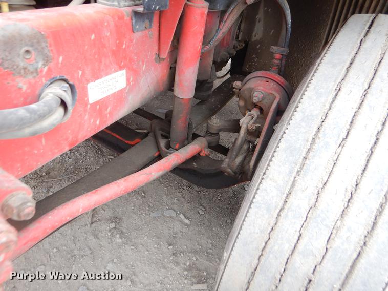 image for item FQ9691 1999 Volvo VN semi truck