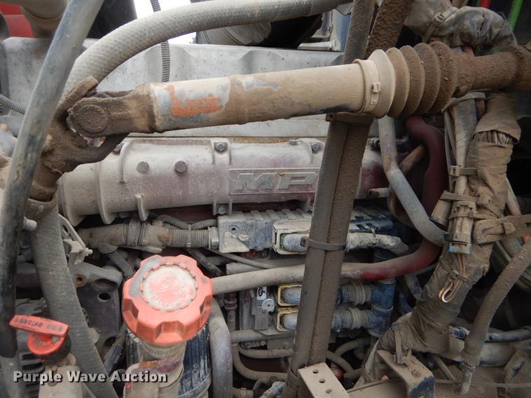 image for item FQ9692 2008 Mack CHU semi truck