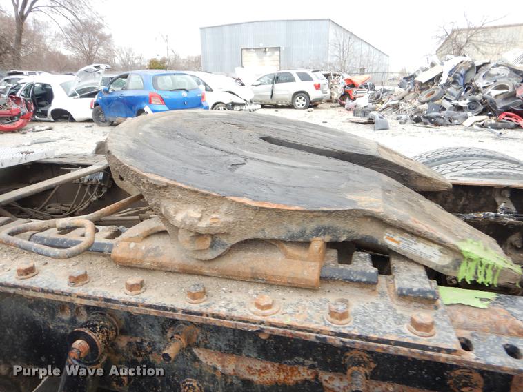 image for item FQ9692 2008 Mack CHU semi truck