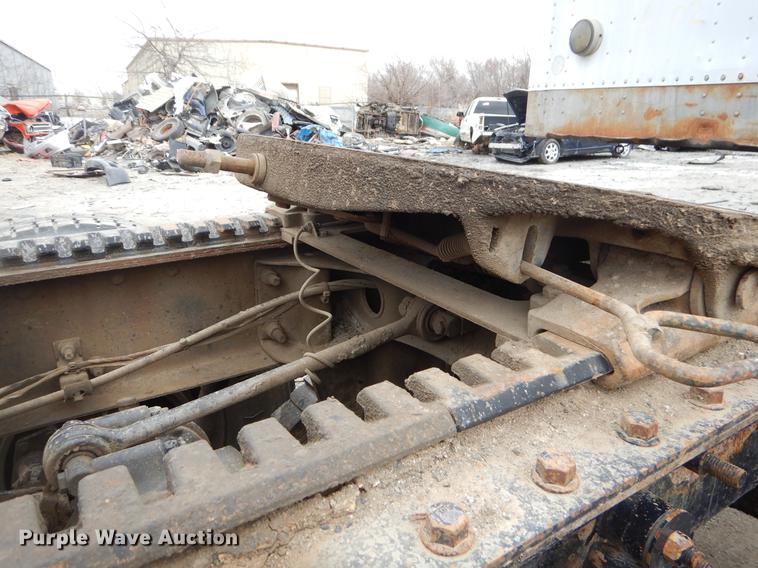 image for item FQ9692 2008 Mack CHU semi truck