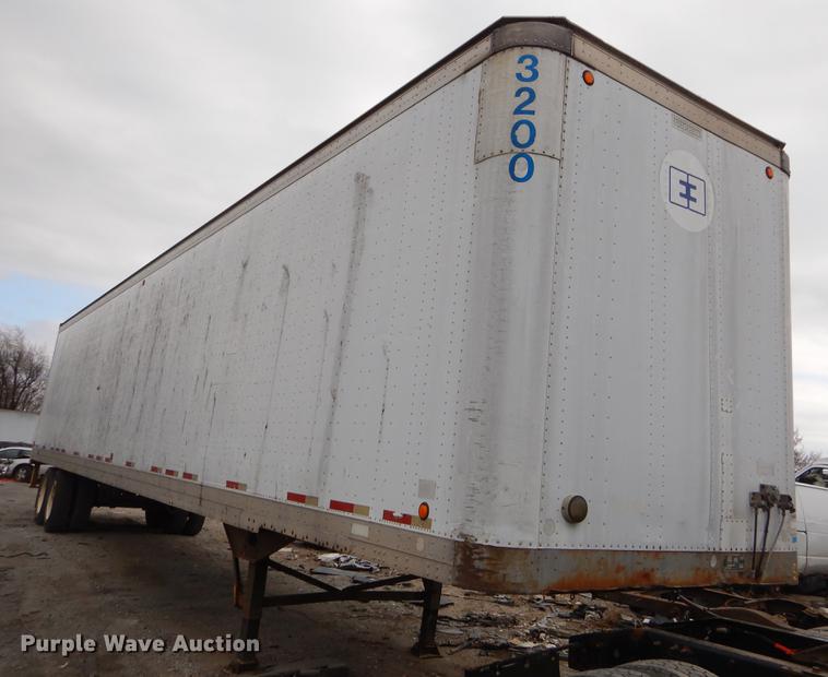 image for item FQ9693 1992 Lufkin TFY1PSY dry van trailer