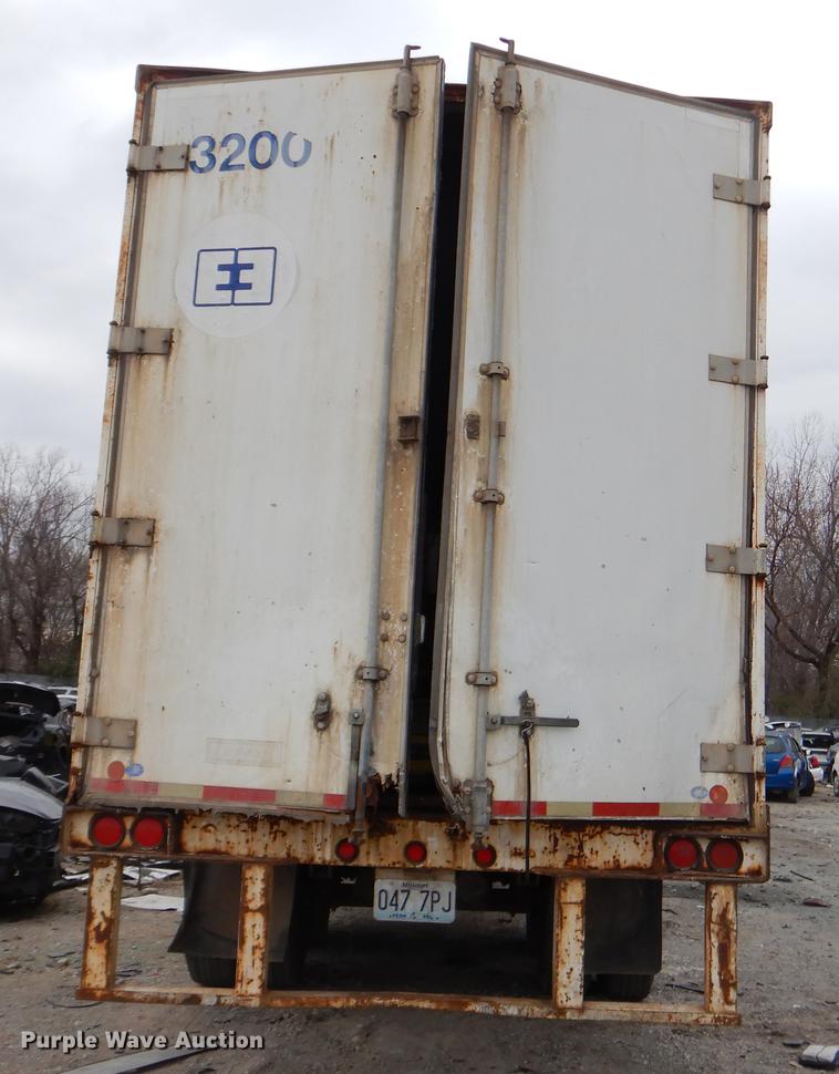 image for item FQ9693 1992 Lufkin TFY1PSY dry van trailer