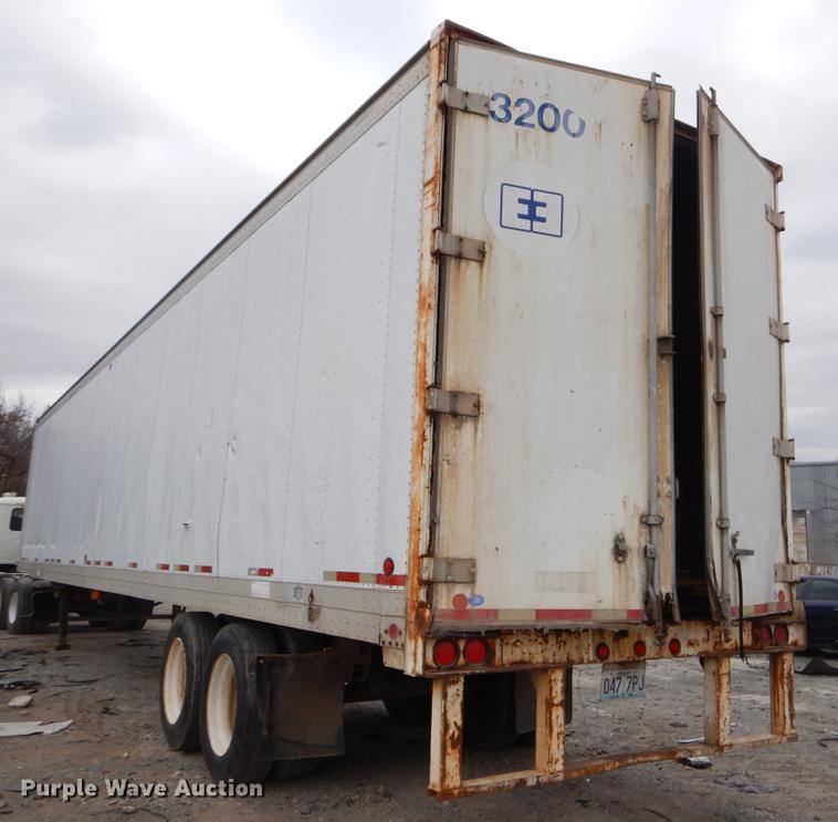 image for item FQ9693 1992 Lufkin TFY1PSY dry van trailer