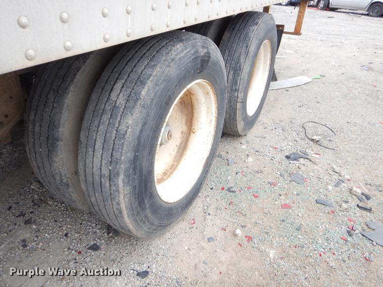 image for item FQ9693 1992 Lufkin TFY1PSY dry van trailer