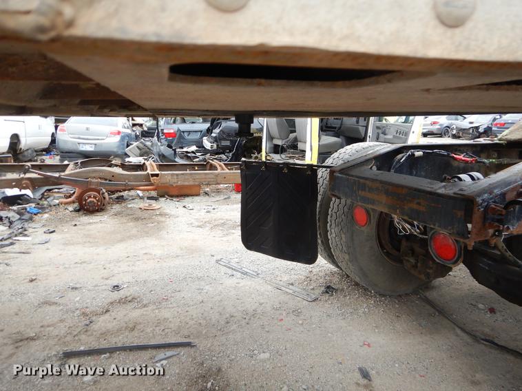 image for item FQ9693 1992 Lufkin TFY1PSY dry van trailer