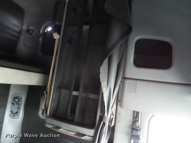 image for item FT9956 2005 Freightliner Columbia semi truck