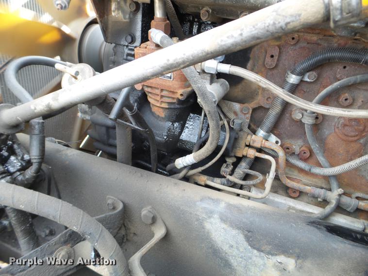 image for item FT9956 2005 Freightliner Columbia semi truck