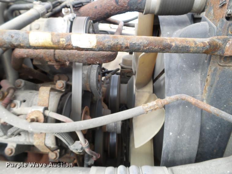 image for item FT9956 2005 Freightliner Columbia semi truck