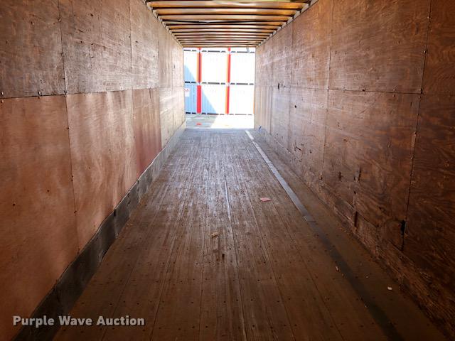 image for item G1674 1998 Stoughton dry van trailer