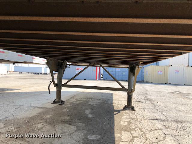 image for item G1674 1998 Stoughton dry van trailer