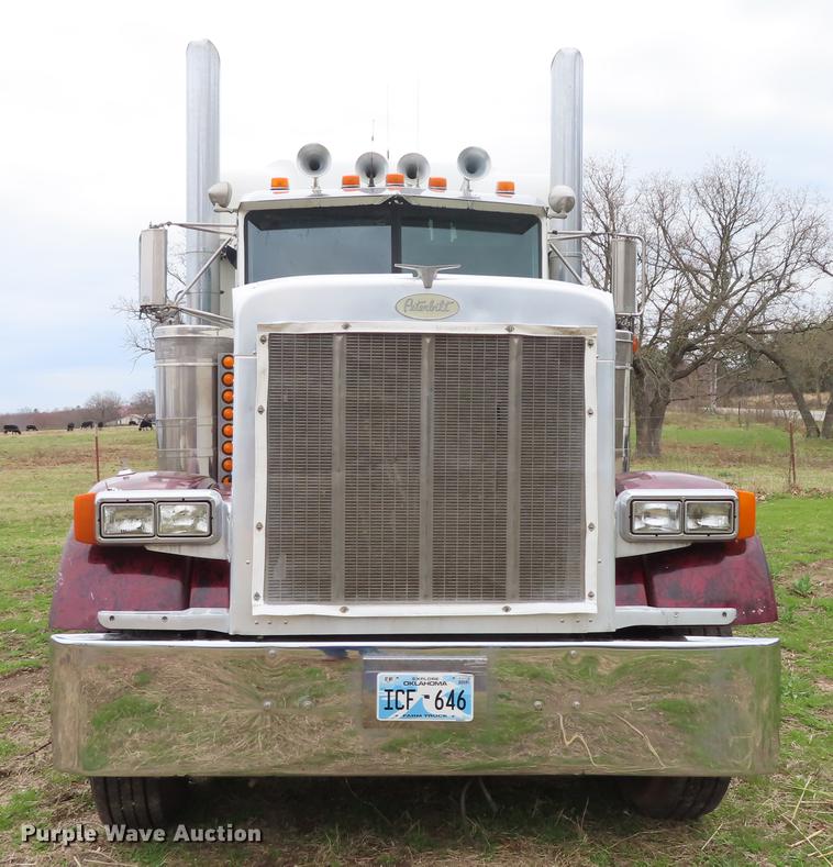 image for item L1480 1996 Peterbilt 379 semi truck