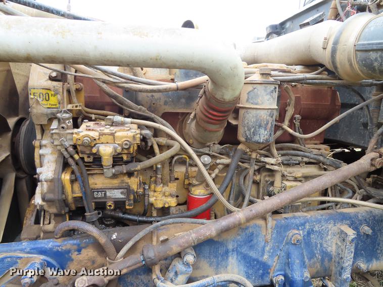 image for item L1480 1996 Peterbilt 379 semi truck