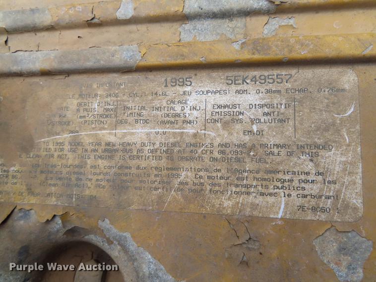 image for item L1480 1996 Peterbilt 379 semi truck