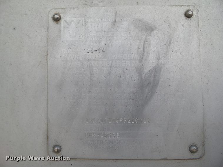 image for item L5746 1994 Wilson DWH-40053 double hopper bottom grain trailer