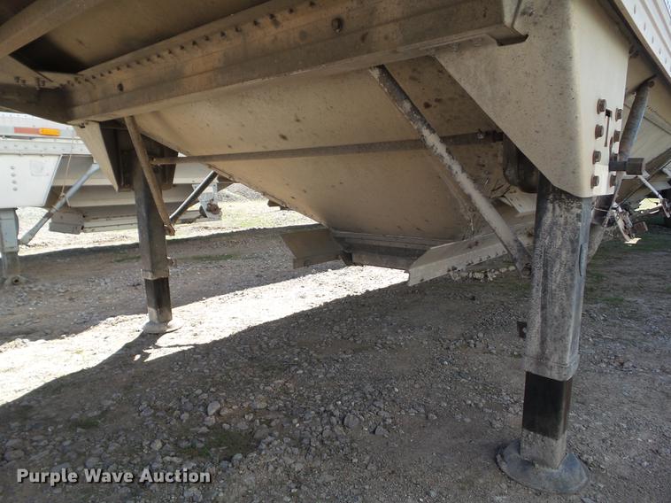 image for item L5747 2006 Timpte double hopper bottom grain trailer