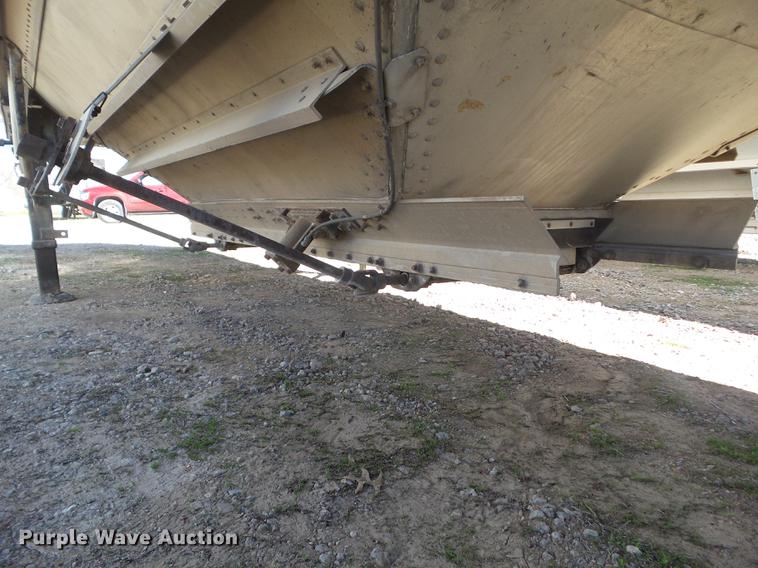 image for item L5747 2006 Timpte double hopper bottom grain trailer