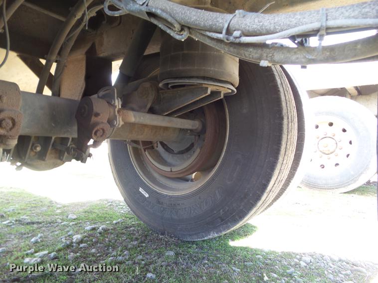 image for item L5747 2006 Timpte double hopper bottom grain trailer