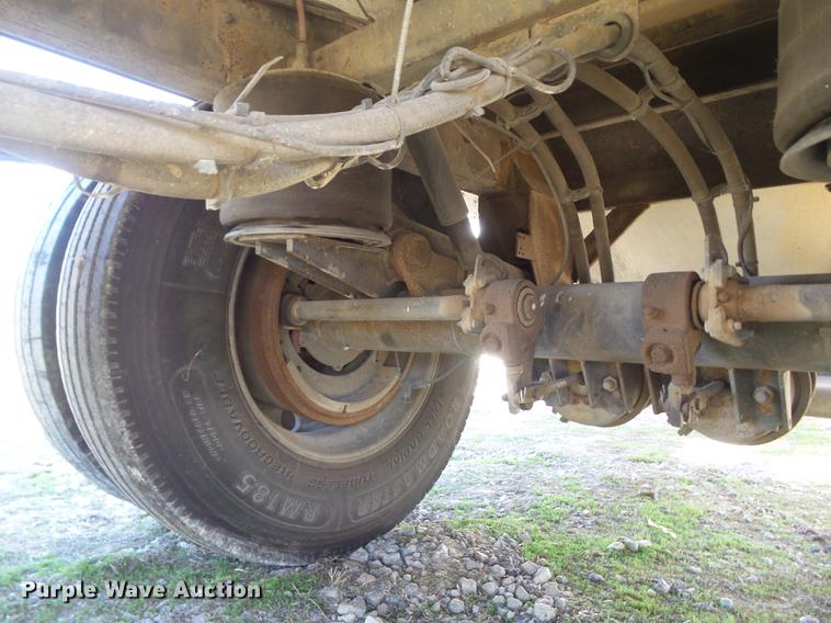 image for item L5747 2006 Timpte double hopper bottom grain trailer