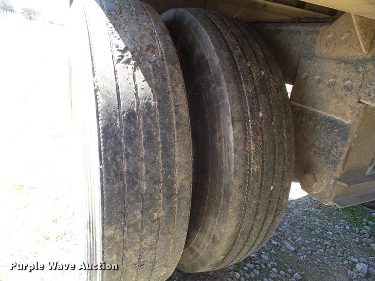 image for item L5747 2006 Timpte double hopper bottom grain trailer