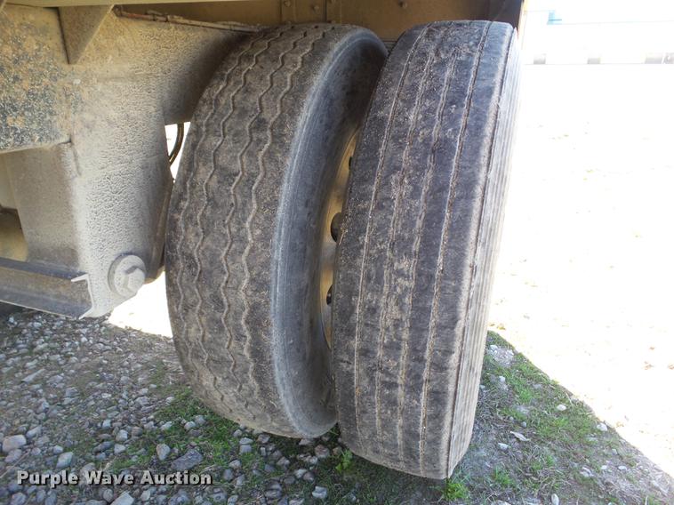 image for item L5747 2006 Timpte double hopper bottom grain trailer