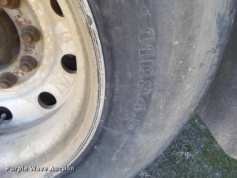 image for item L5747 2006 Timpte double hopper bottom grain trailer