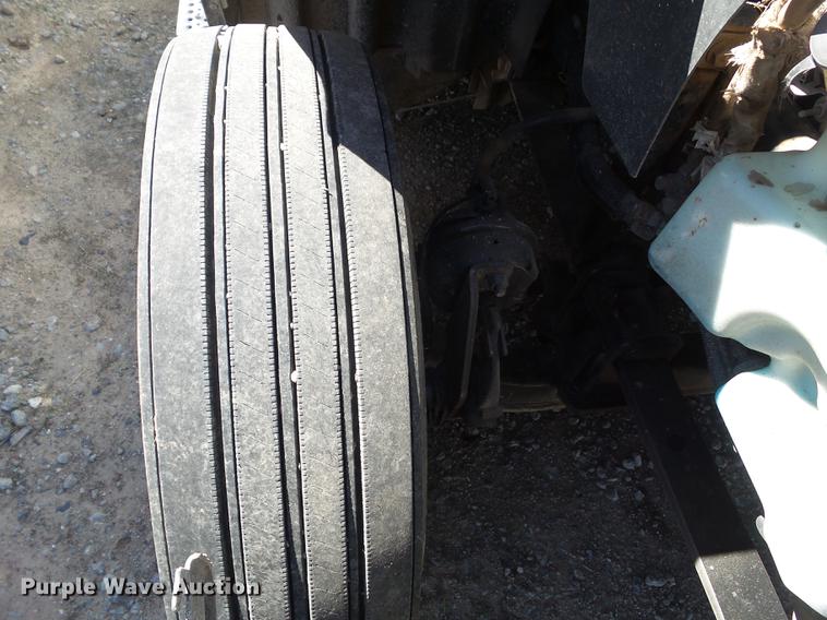 image for item L5748 2013 International ProStar semi truck