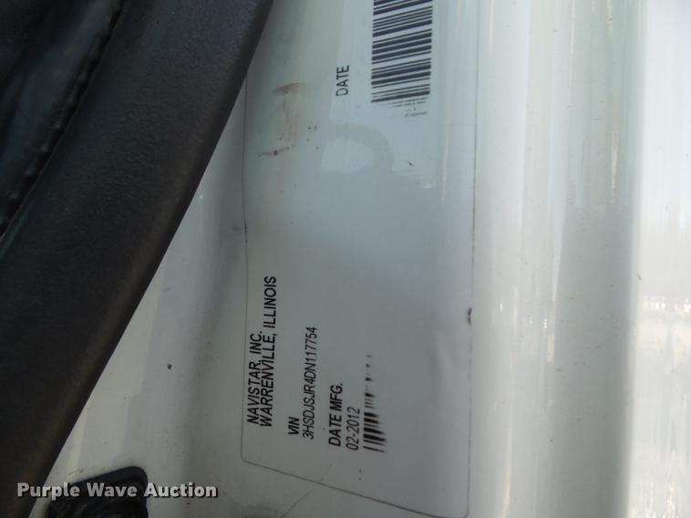 image for item L5748 2013 International ProStar semi truck