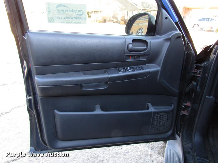 image for item DB6774 2003 Dodge Durango SUV