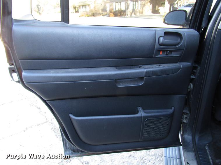 image for item DB6774 2003 Dodge Durango SUV