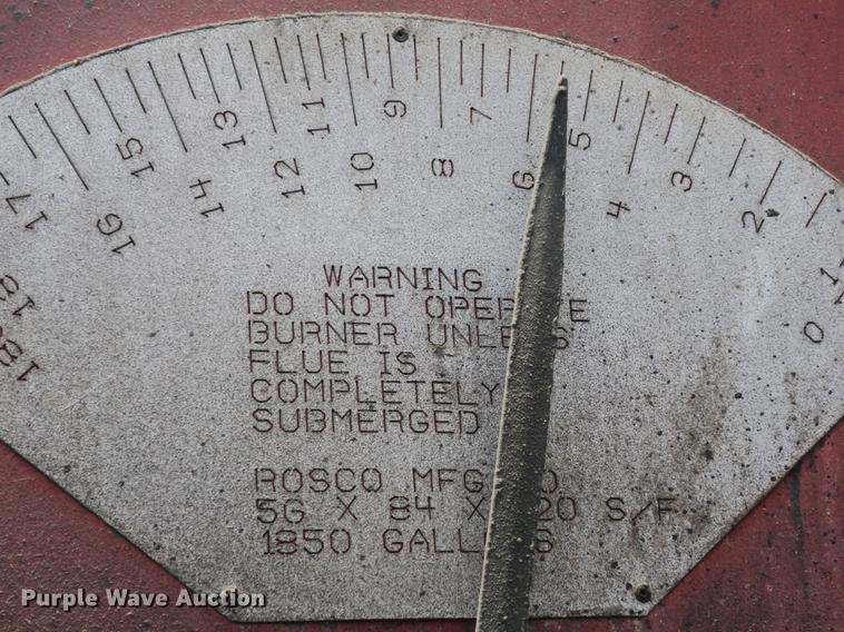 image for item DB8823 1992 Ford F800 oil distributor truck