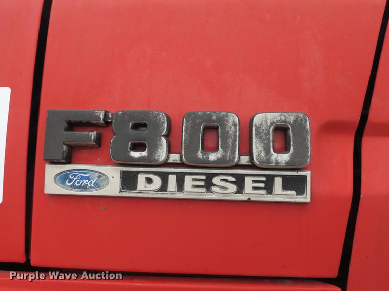 image for item DB8823 1992 Ford F800 oil distributor truck